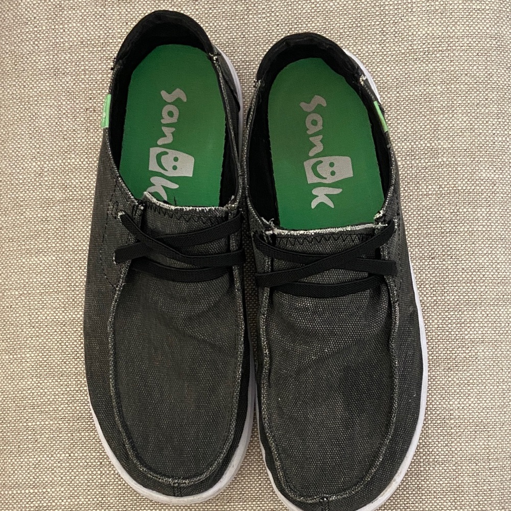 Sanuk Men's Black Slip-On Loafers